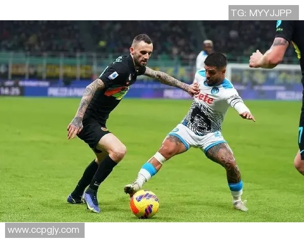 甘冈与阿雅克对决分析：谁能在这场较量中笑到最后