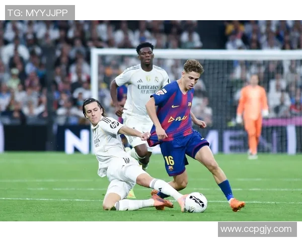 皇马与巴萨巅峰对决直播盛况尽在CNTV精彩回顾与分析